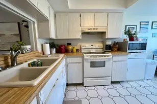 9616 Midiron Ct, New Port Richey, FL 34655 - Photo 5