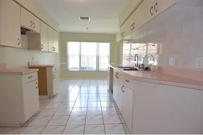 9027 Warwick Lane, New Port Richey, FL 34655 - Photo 21