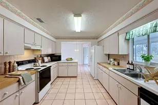 17855 SE 99th Ave, Summerfield, FL 34491 - Photo 5
