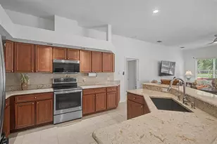 1331 Trimaran Pl, Trinity, FL 34655 - Photo 13