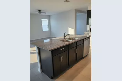 17589 Garsalaso Cir, Brooksville, FL 34604 - Photo 11