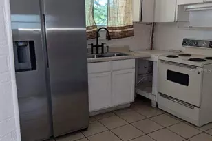 10018 N 14th St, Tampa, FL 33612 - Photo 5