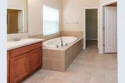 13733 Covey Run Place, Spring Hill, FL 34609 - Photo 13