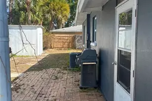 72 Lake Shore Dr, Palm Harbor, FL 34684 - Photo 31