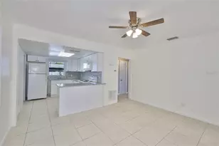 72 Lake Shore Dr, Palm Harbor, FL 34684 - Photo 9