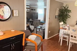 38533 Lansing Ave, Zephyrhills, FL 33542 - Photo 9