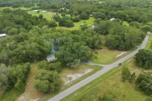 7663 Cr 247, Lake Panasoffkee, FL 33538 - Photo 35