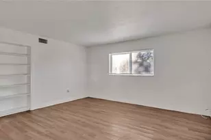 5900 22nd Ave N, Saint Petersburg, FL 33710 - Photo 19