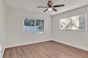 5900 22nd Ave N, Saint Petersburg, FL 33710 - Photo 11