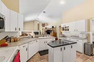 1226 Hoversham Dr, New Port Richey, FL 34655 - Photo 27