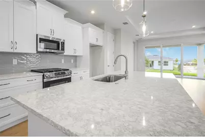 570 Hammock Oaks Boulevard, Lady Lake, FL 32159 - Photo 19