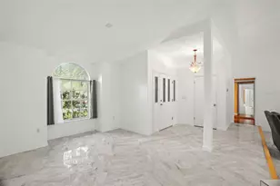 8020 Moonlight Ln, New Port Richey, FL 34654 - Photo 5