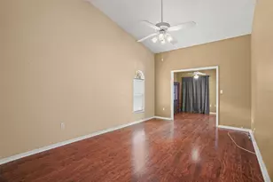 8020 Moonlight Ln, New Port Richey, FL 34654 - Photo 7