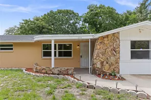 4104 Arrowhead Ave, Spring Hill, FL 34606 - Photo 5