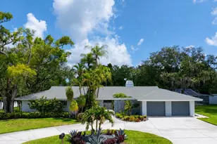 1350 Fairway Dr, Dunedin, FL 34698 - Photo 7