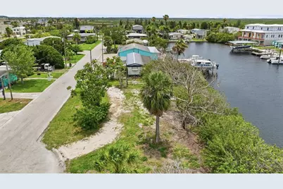13039 Port Court, Hudson, FL 34667 - Photo 11