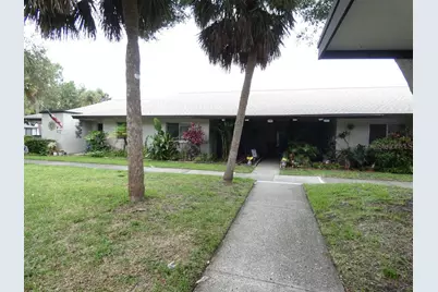 1024 10th Circle SE, Largo, FL 33771 - Photo 1