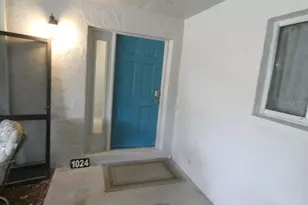1024 10th Cir SE, Largo, FL 33771 - Photo 3