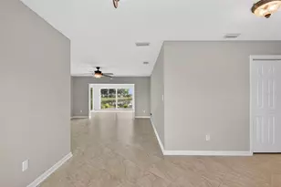 11643 W Kingfisher Ct, Crystal River, FL 34429 - Photo 7