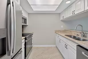 11643 W Kingfisher Ct, Crystal River, FL 34429 - Photo 9