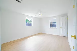 3720 Beacon Square Dr, Holiday, FL 34691 - Photo 11