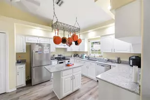 10154 Spring Hill Dr, Spring Hill, FL 34608 - Photo 23