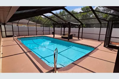 7041 Mayhill Court, Spring Hill, FL 34606 - Photo 9