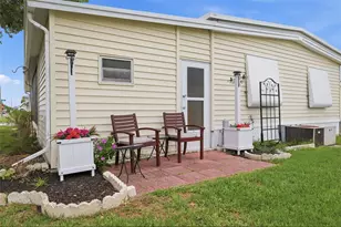 2012 Hilo Dr, Holiday, FL 34691 - Photo 17