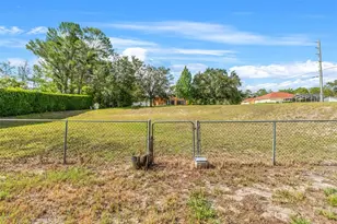 10400 Golden Ave, Weeki Wachee, FL 34613 - Photo 23