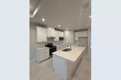 18740 Highland Dew Street, Spring Hill, FL 34610 - Photo 3