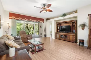 7307 Cleopatra Dr, Land O Lakes, FL 34637 - Photo 9