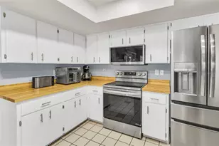 1372 Haulover Ave, Spring Hill, FL 34608 - Photo 17