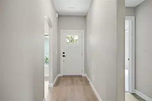352 Garfield Ave, Masaryktown, FL 34604 - Photo 7