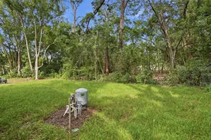 352 Garfield Ave, Masaryktown, FL 34604 - Photo 61