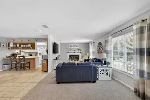 1915 Spring Lake Rd, Fruitland Park, FL 34731 - Photo 7