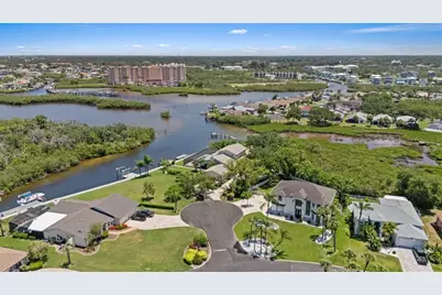 5623 Hull Court, New Port Richey, FL 34652 - Photo 3