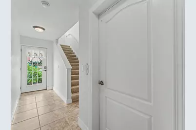 [Address not provided], Tarpon Springs, FL 34689 - Photo 75