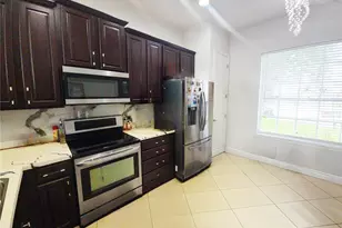 8604 Tidal Breeze Dr, Riverview, FL 33569 - Photo 11