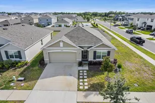 35830 Ellsworth Pl, Zephyrhills, FL 33541 - Photo 27