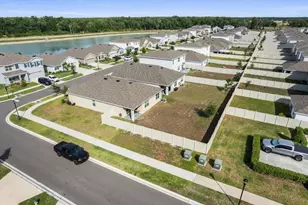 35830 Ellsworth Pl, Zephyrhills, FL 33541 - Photo 31