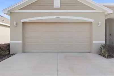 35830 Ellsworth Place, Zephyrhills, FL 33541 - Photo 3