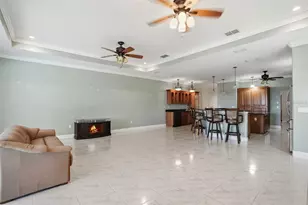 9011 Foxdale Ln, Spring Hill, FL 34608 - Photo 25