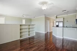9011 Foxdale Ln, Spring Hill, FL 34608 - Photo 21