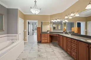 9011 Foxdale Ln, Spring Hill, FL 34608 - Photo 71
