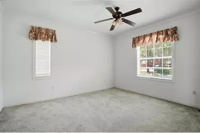 9011 Foxdale Lane, Spring Hill, FL 34608 - Photo 17