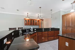 9011 Foxdale Ln, Spring Hill, FL 34608 - Photo 35