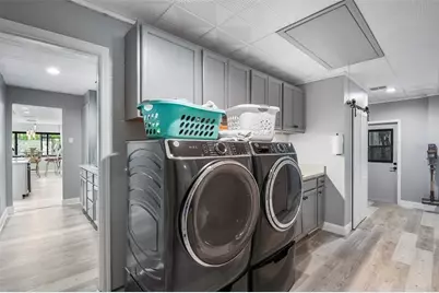 2044 Tunisia Avenue, Spring Hill, FL 34609 - Photo 37