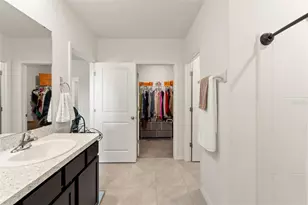 33567 Hamilton Hl Ln, Wesley Chapel, FL 33545 - Photo 5