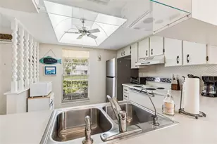 7725 Danube Dr, Hudson, FL 34667 - Photo 9