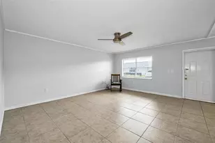 11905 Bayonet Ln, New Port Richey, FL 34654 - Photo 3